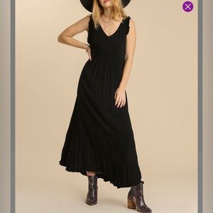 Black maxi v-neck dress